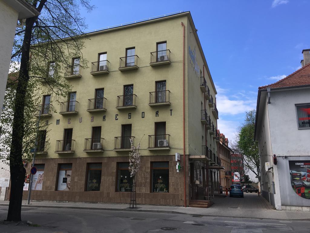 Apartman Darmon Piest'any Exterior foto